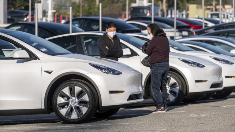 How to Find Affordable Insurance For a Tesla Model 3
